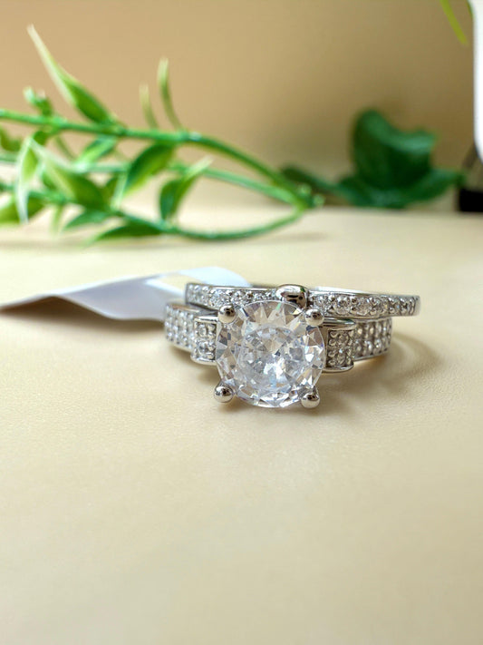 Classic Round Zircon Solitaire Silver Ring