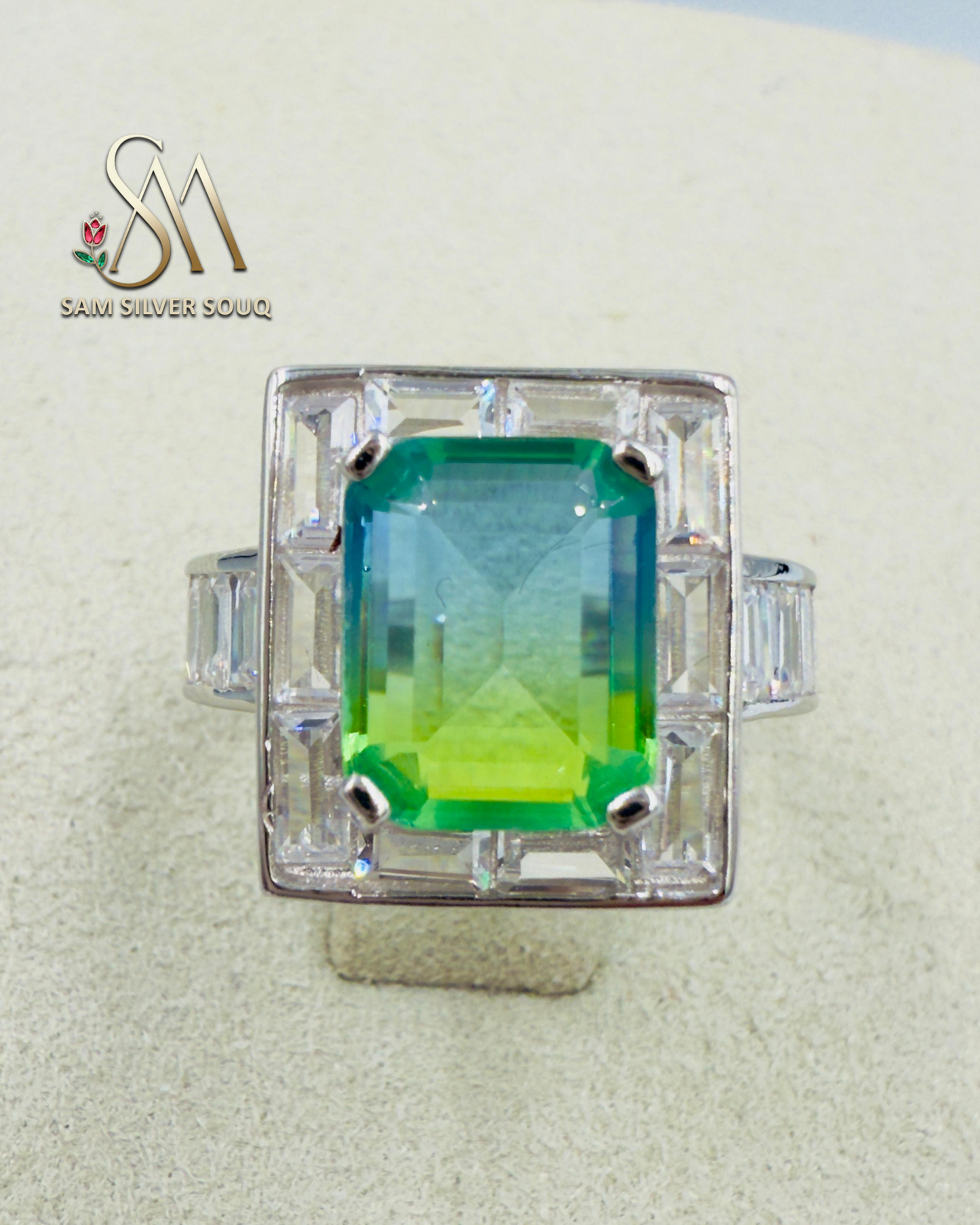 SILVER RING - GREEN COLORED STONE