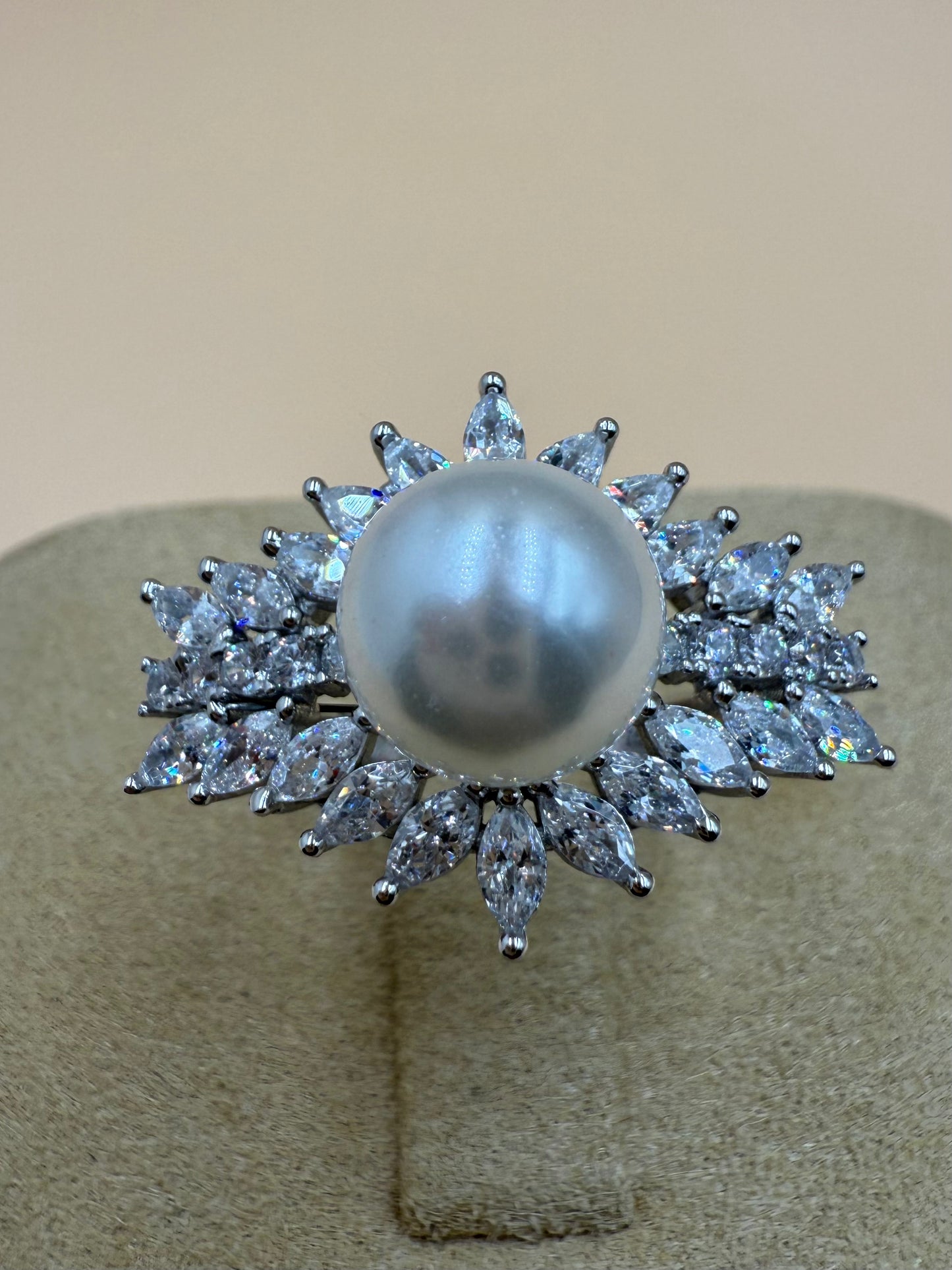 Eternal Elegance Pearl Zircon Silver Ring