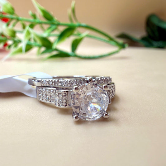 Classic Round Zircon Solitaire Silver Ring
