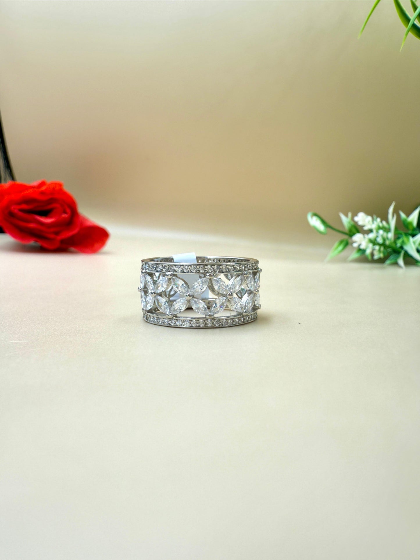 Floral Zircon Silver Band Silver Ring